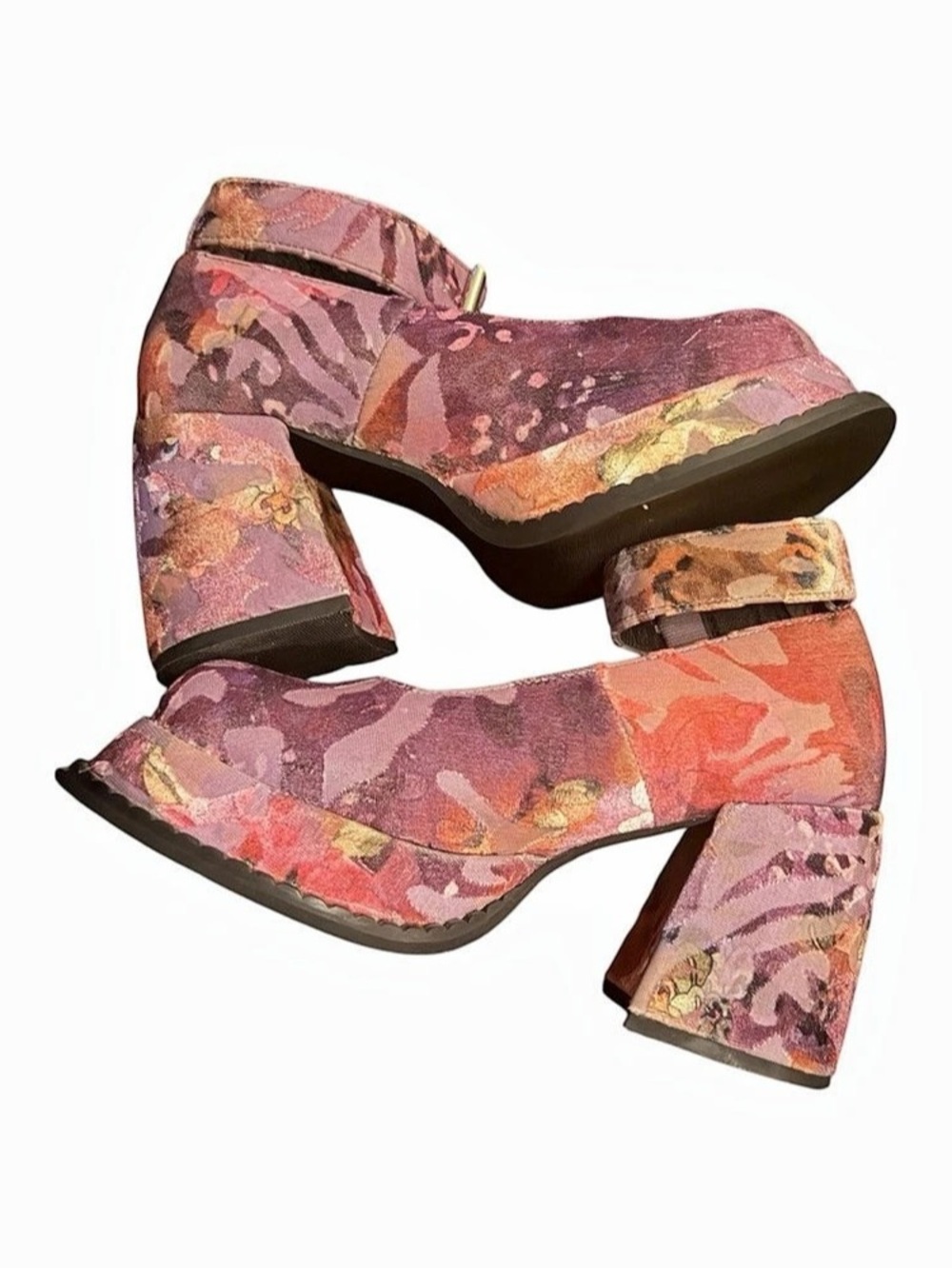 Delia’s dolls kill Floral velvet Mary Jane Heels in Pink & Purple